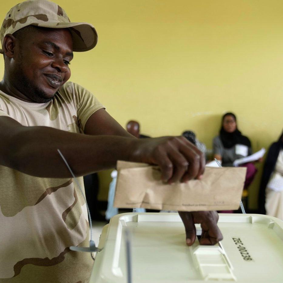Polls open in Tanzania as ruling party seeks to extend decades in power